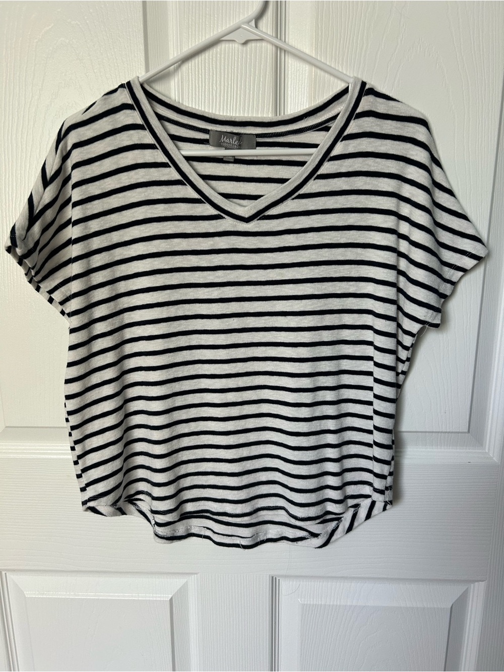 Marled Blue & White Striped Casual V Neck Short Sleeve Tee Size Small